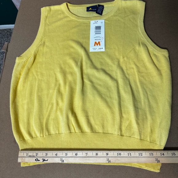 NWT Vintage Liz Claiborne Lizsport Butter Yellow Sweater Tank Knit 100% Cotton - Picture 6 of 7